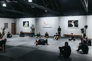 Social Fitness Clubs Replace Traditional Gyms in 2026