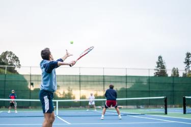 Adult Sports Leagues: Fitness Through Recreational Play