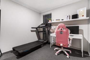 Walking Pad Workouts: Log Steps While Working From Home